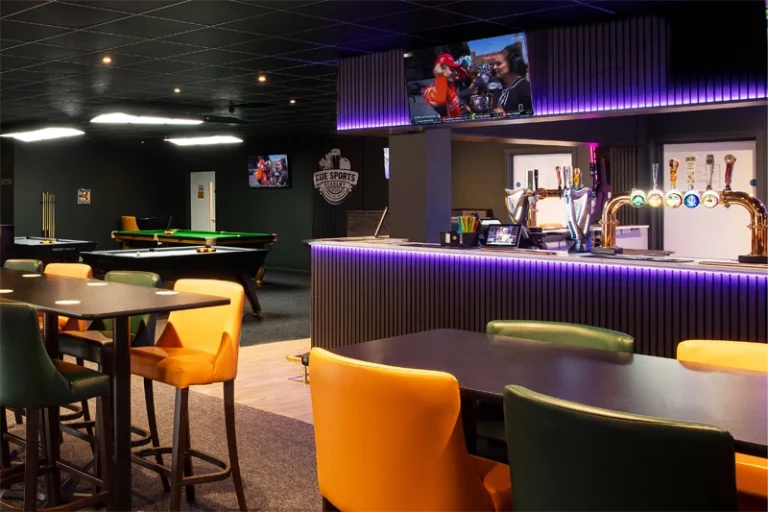 Bar at Cue Sports Academy Torquay